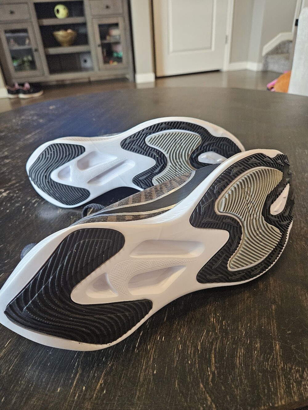 Nike Zoom Gravity Women's Running Shoes - Picture 6 of 8